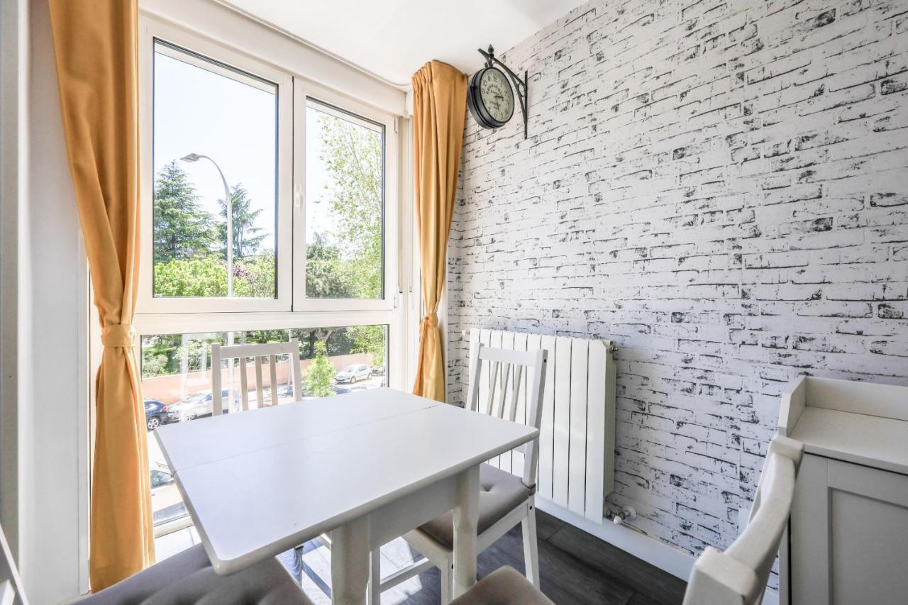 Apartamento Para 5 Personas Cerca De Ifema Y Aeropuerto Alquiler Temporal Madrid Ngoại thất bức ảnh