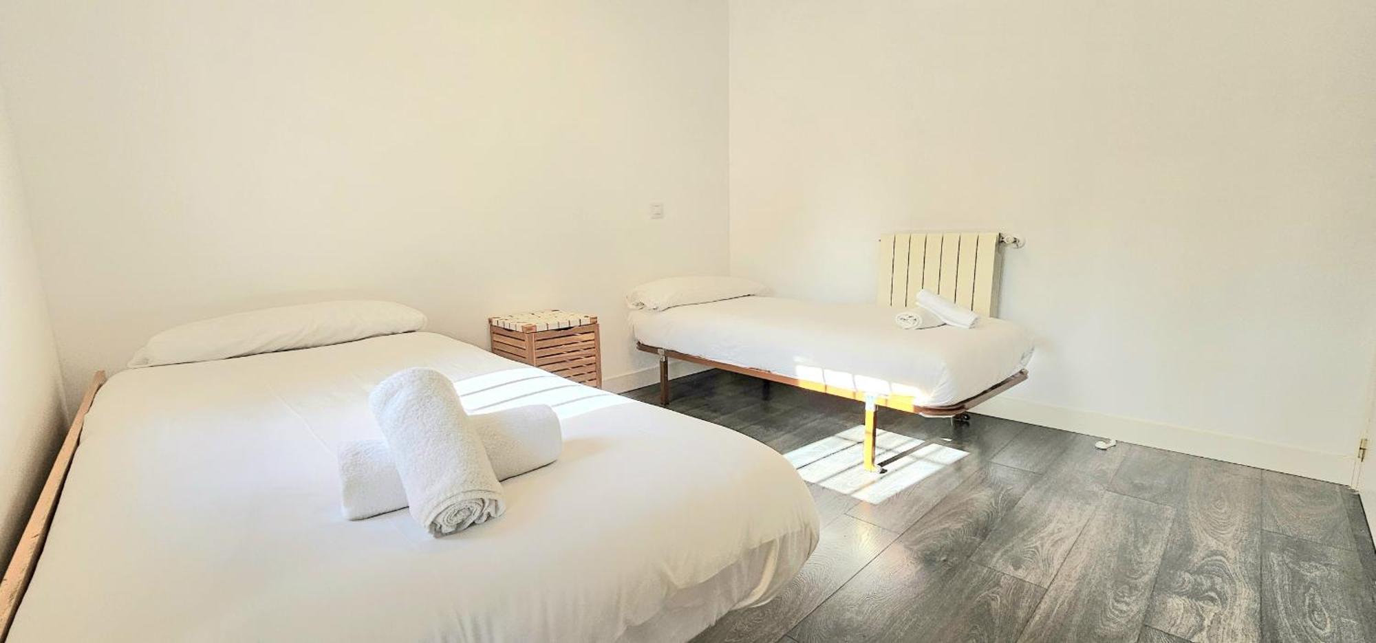 Apartamento Para 5 Personas Cerca De Ifema Y Aeropuerto Alquiler Temporal Madrid Ngoại thất bức ảnh